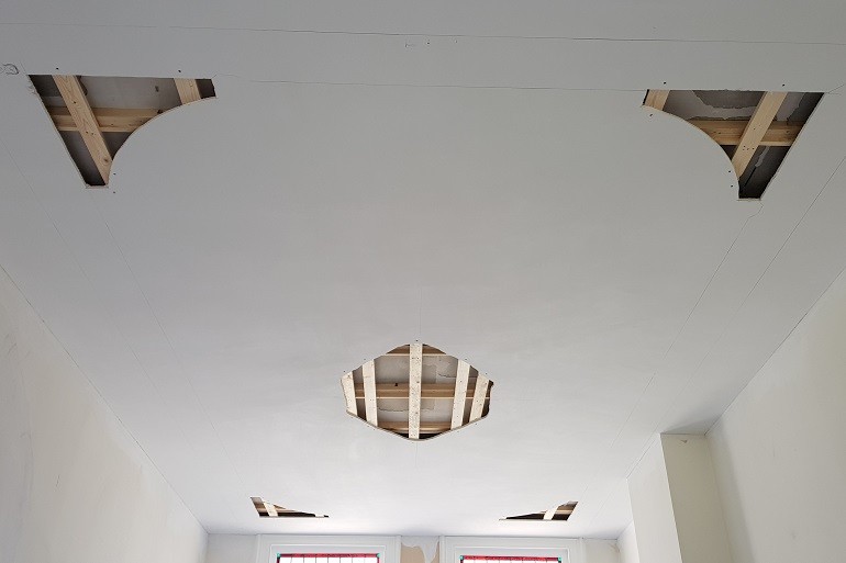 Het maken van een Klassieke ornamentenplafond van een moderne.