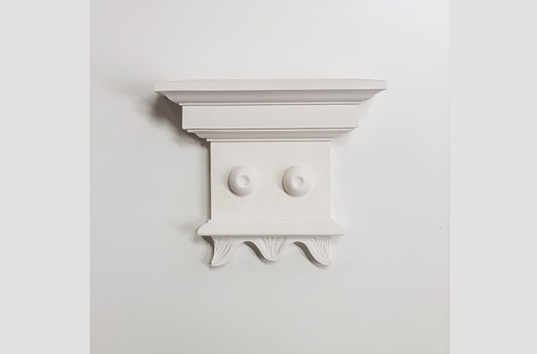 Console voor zuil, architraaf of lijstwerk, h. 30 cm, br. 18,5 cm.